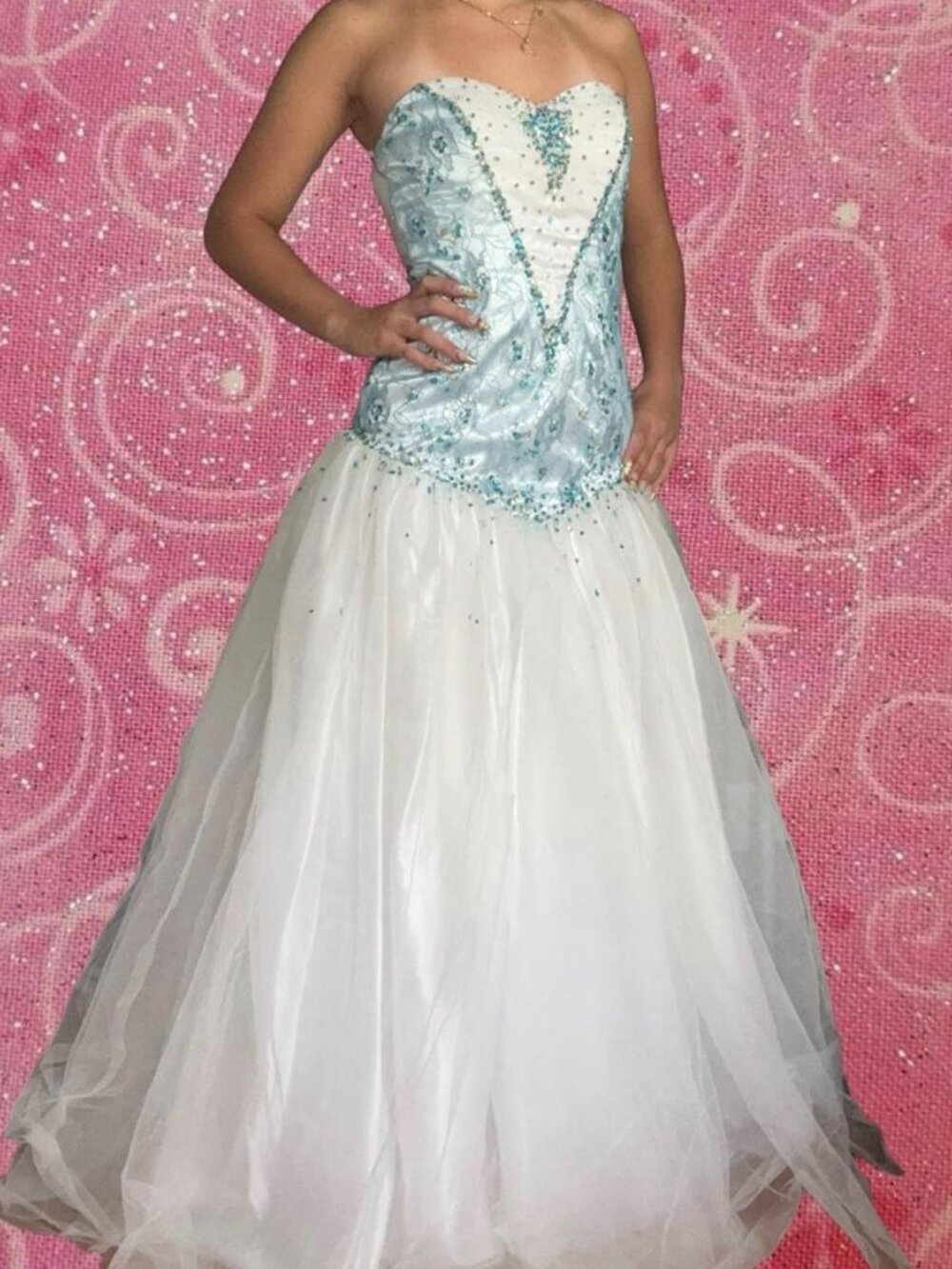 Venus size 8 Vintage Blue and white beaded prom dress